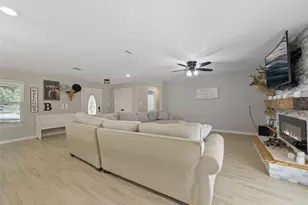 3900 Sundown Dr, Benbrook, TX 76116 - Photo 15