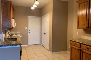 713 Charyl Lynn Dr, Argyle, TX 76226 - Photo 9