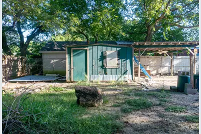 714 Neomi Avenue, Dallas, TX 75217 - Photo 17