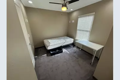 301 E Brockett Street, Sherman, TX 75090 - Photo 13