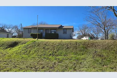 310 S Wickham Street, Alvord, TX 76225 - Photo 37