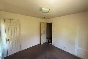 915 S Rockwall Ave, Terrell, TX 75160 - Photo 13