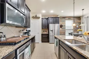 5429 Tuxbury Pond Dr, Fort Worth, TX 76179 - Photo 9