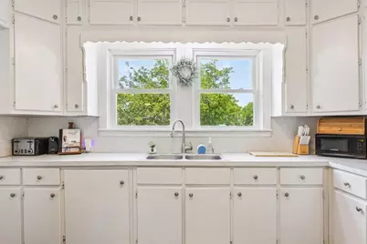 102 Brookshire, Riesel, TX 76682 - Photo 13