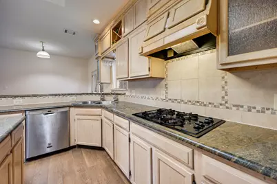 7818 Coastway Drive, Rowlett, TX 75088 - Photo 13