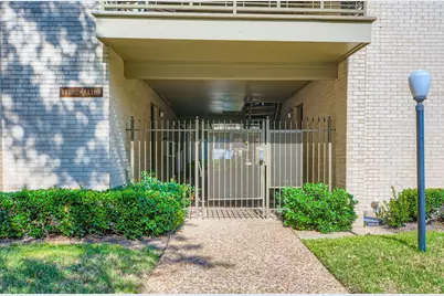 11104 Valleydale Drive #C, Dallas, TX 75230 - Photo 5