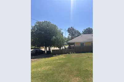 705 Cliff Street, Fort Worth, TX 76164 - Photo 5