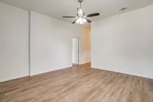 703 SW 5th Ave, Mineral Wells, TX 76067 - Photo 5