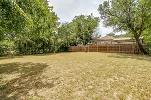 703 SW 5th Ave, Mineral Wells, TX 76067 - Photo 33