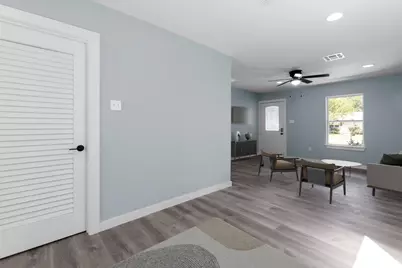 2724 Gurley Avenue, Waco, TX 76711 - Photo 7