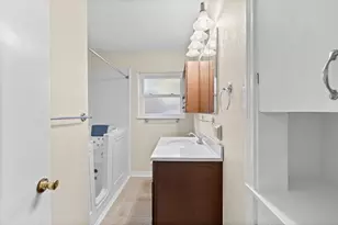 2200 Grandview Dr, Fort Worth, TX 76112 - Photo 23