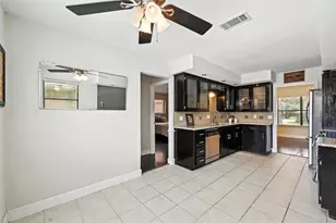 1504 Riviera Ct, Arlington, TX 76012 - Photo 13