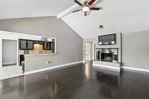 1504 Riviera Ct, Arlington, TX 76012 - Photo 11