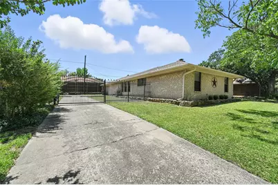 1504 Riviera Court, Arlington, TX 76012 - Photo 3