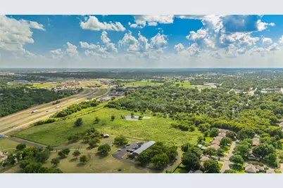 415 Division Street, Greenville, TX 75401 - Photo 11