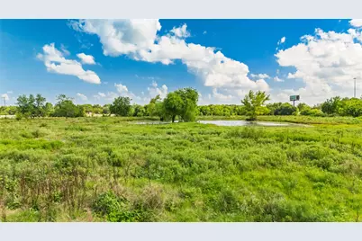 415 Division Street, Greenville, TX 75401 - Photo 9