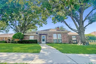 1027 Ridgeview Cir, Carrollton, TX 75007 - Photo 1