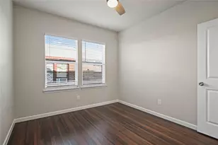 820 W College St, Sherman, TX 75092 - Photo 23