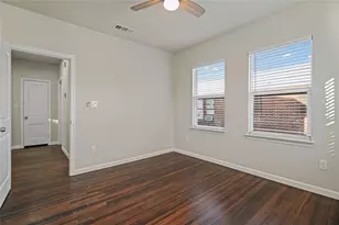 820 W College St, Sherman, TX 75092 - Photo 33