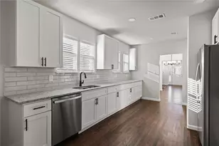 820 W College St, Sherman, TX 75092 - Photo 17