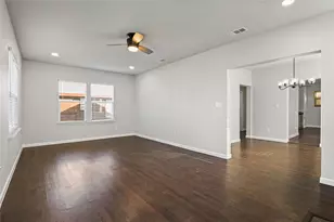 820 W College St, Sherman, TX 75092 - Photo 3