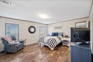 10026 County Road 4350, Frost, TX 76641 - Photo 21