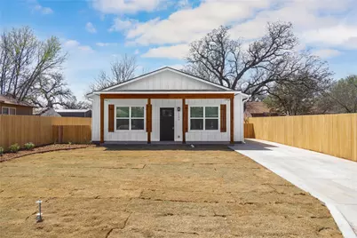 1105 1st Street, Brownwood, TX 76801 - Photo 3