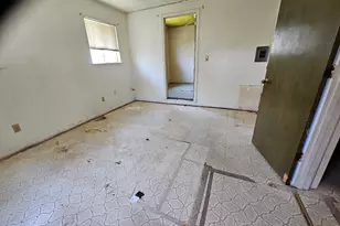 536 N Bryant Ave, Midlothian, TX 76065 - Photo 7