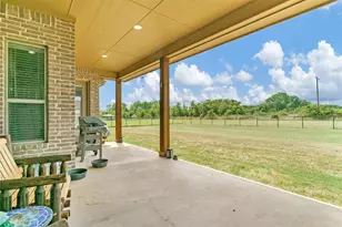 217 Maverick Ct, Granbury, TX 76049 - Photo 31