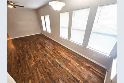 1927 W 10th Street, Dallas, TX 75208 - Photo 5