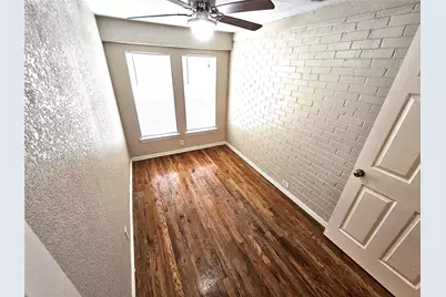 1927 W 10th Street, Dallas, TX 75208 - Photo 19