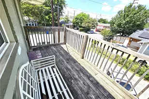 1927 W 10th St, Dallas, TX 75208 - Photo 25