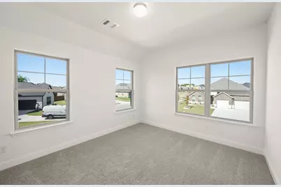 974 Reeves Drive, DeSoto, TX 75115 - Photo 17