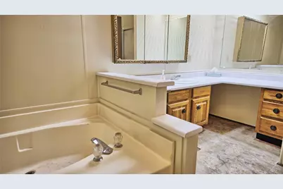 22559 N 59 Highway, Saint Jo, TX 76265 - Photo 19