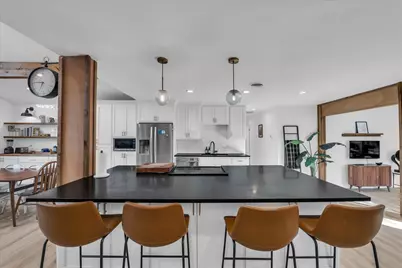 8900 Valley Brook Circle, Woodway, TX 76712 - Photo 19