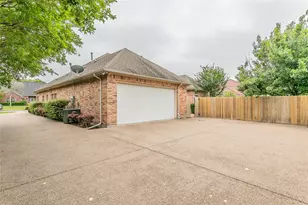 6376 Newport Ct, Fort Worth, TX 76116 - Photo 39