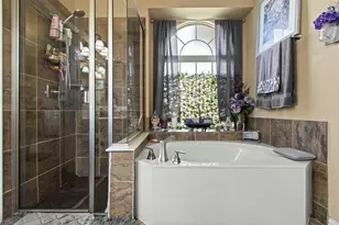 912 Danbury Dr, DeSoto, TX 75115 - Photo 17