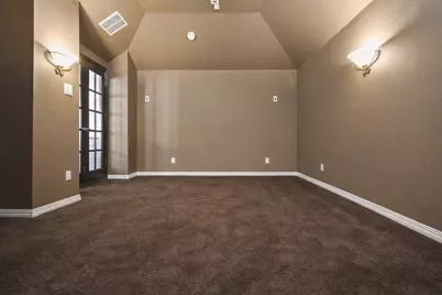 912 Danbury Drive, DeSoto, TX 75115 - Photo 15