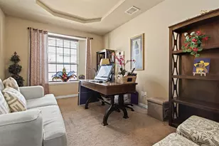 912 Danbury Dr, DeSoto, TX 75115 - Photo 17