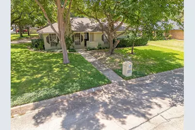 113 Diane Drive, Sanger, TX 76266 - Photo 23