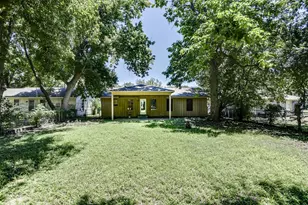 607 N Wood St, Cleburne, TX 76033 - Photo 35