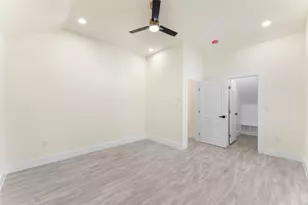 2601 Marburg St, Dallas, TX 75215 - Photo 19