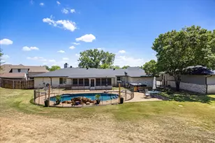 6506 Choctaw Ct, Granbury, TX 76049 - Photo 31