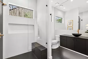 6906 Clayton Ave, Dallas, TX 75214 - Photo 25