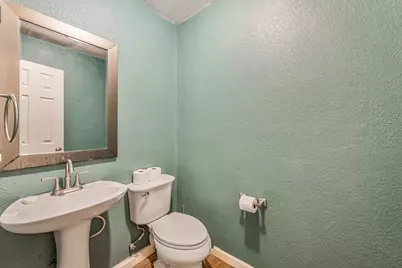 1925 N Dale Avenue, Stephenville, TX 76401 - Photo 13