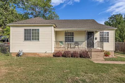 2805 Lyle Avenue, Waco, TX 76708 - Photo 1