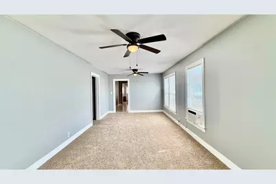 1324 4th Street, Graham, TX 76450 - Photo 3