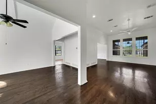 6077 Green Valley Cir, Aubrey, TX 76227 - Photo 5