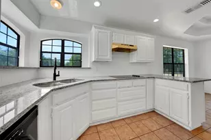 6077 Green Valley Cir, Aubrey, TX 76227 - Photo 9