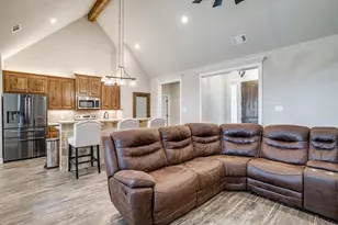 1053 Tex Ln, Springtown, TX 76082 - Photo 13